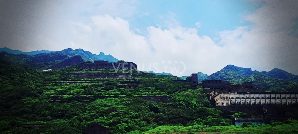 走進九份十三層遺址
