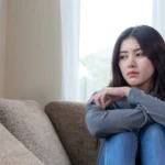 巨蟹座女生冷淡了？不再主動關心你，可能已經心死