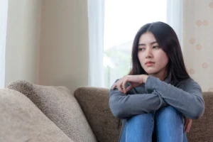 巨蟹座女生冷淡了？不再主動關心你，可能已經心死